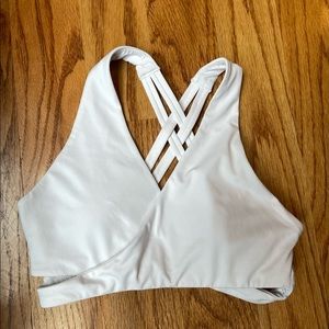 Fabletics crisscross Sports bra size XXS white